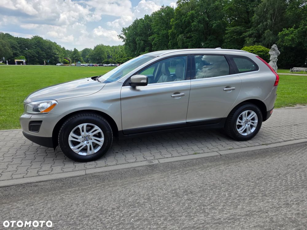 Volvo XC 60 D5 AWD Summum - 3