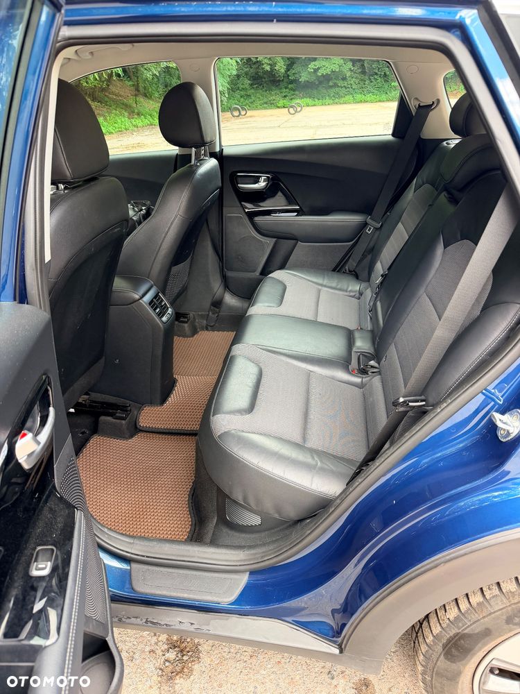 Kia Niro 1.6 GDI Hybrid L - 39