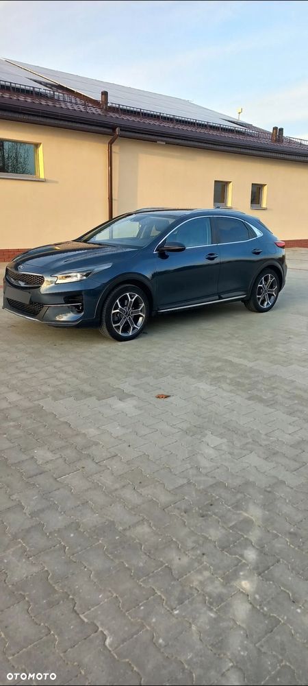 Kia XCeed 1.6 CRDi SCR L Business Line - 4