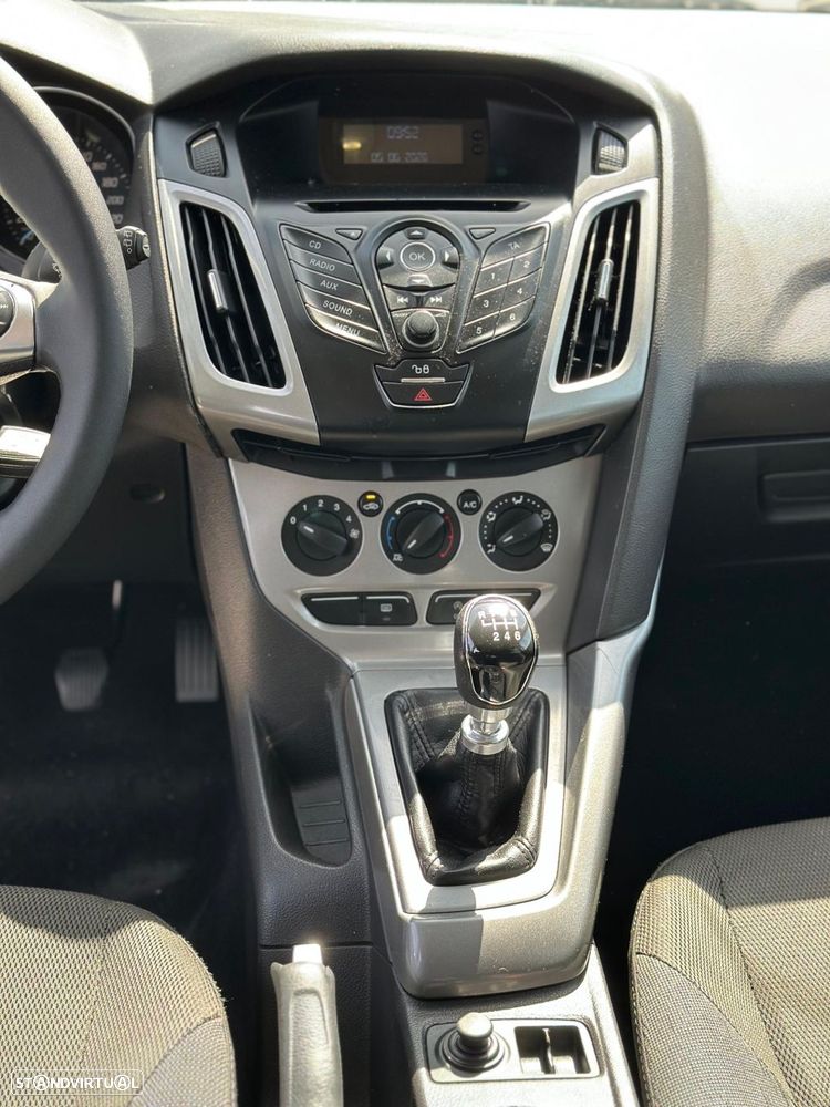 Ford Focus - 15
