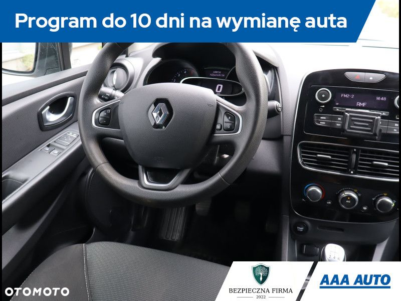 Renault Clio - 8