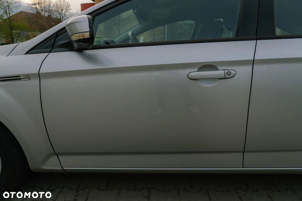 Ford Mondeo 2.0 FF Trend - 16