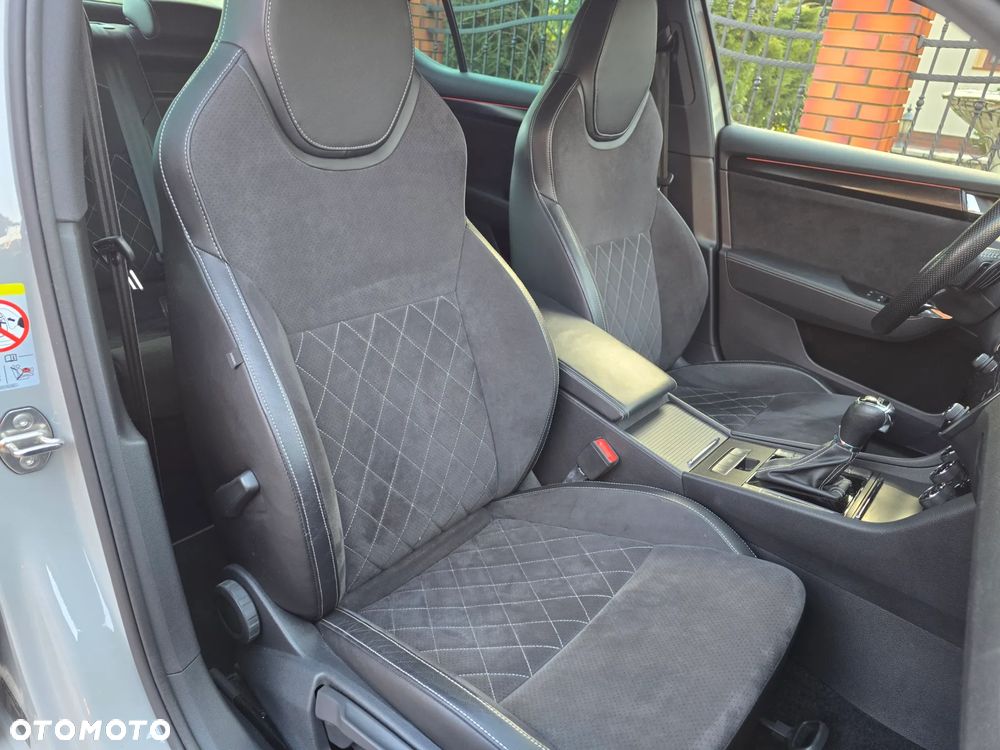 Skoda Superb 2.0 TDI SCR 4x4 Sportline DSG - 26