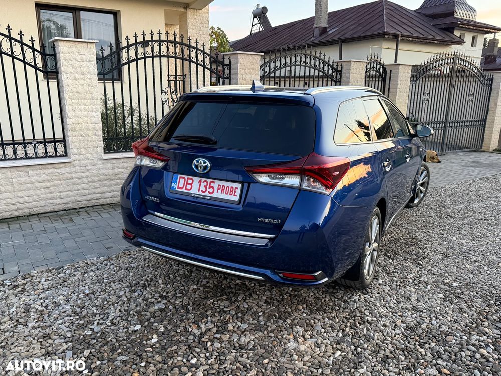 Toyota Auris 2017 photo 4
