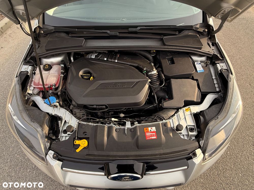 Ford Focus 1.6 EcoBoost Titanium - 37
