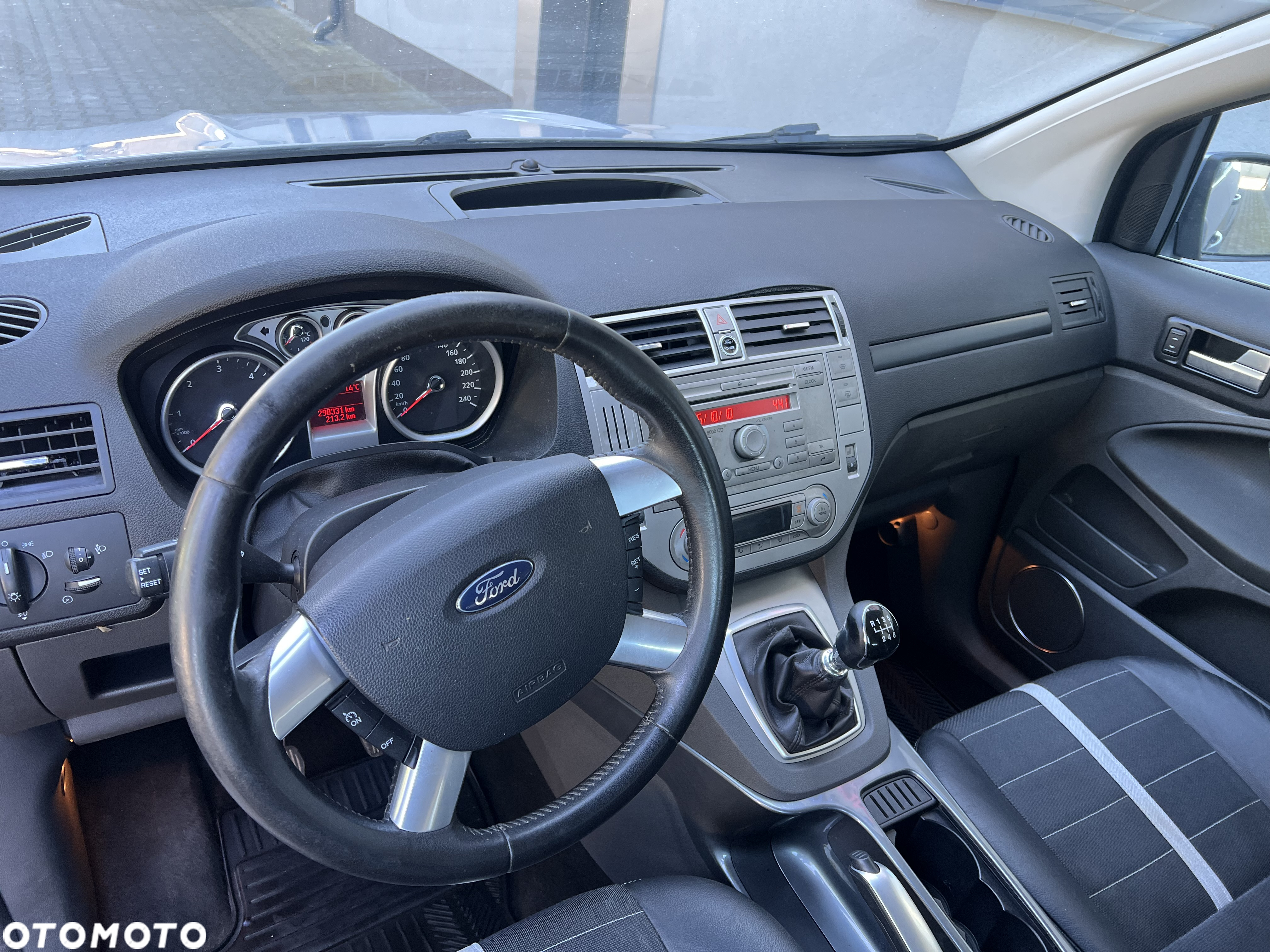 Ford Kuga 2.0 TDCi 4WD Titanium - 12