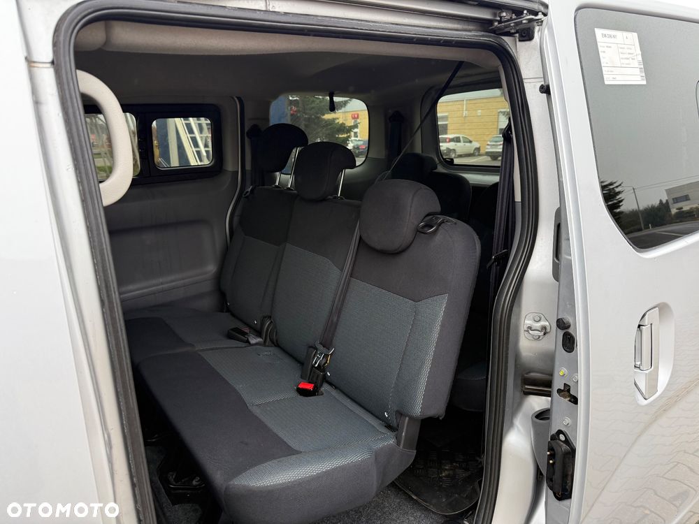 Nissan NV200 Evalia - 18