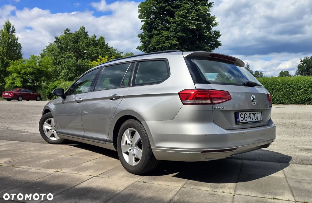 Volkswagen Passat 1.6 TDI BMT Trendline - 6