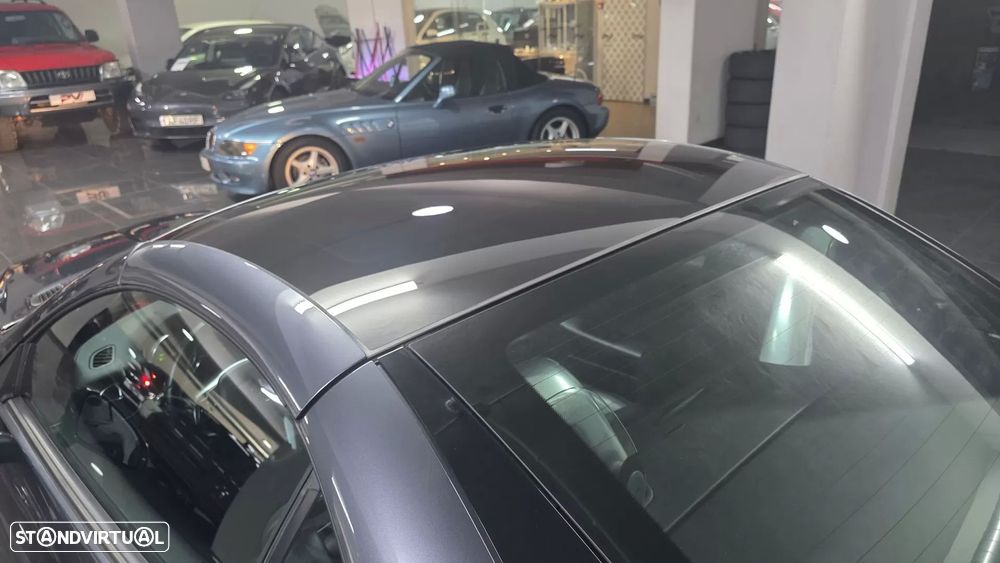 Mercedes-Benz SLK 250 (BlueEFFICIENCY) 7G-TRONIC - 44