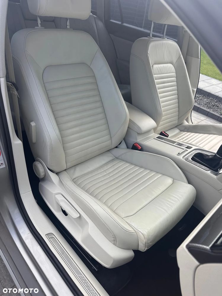 Volkswagen Passat Alltrack 2.0 TSI BMT 4Mot DSG - 15
