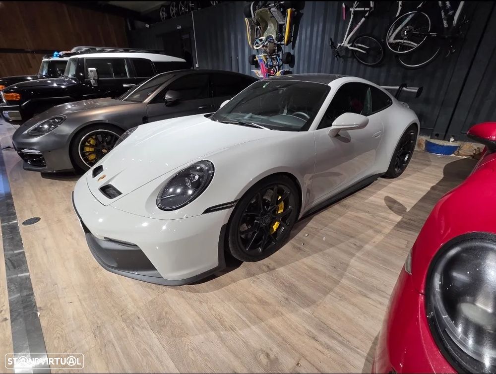 Porsche 911 (992) - 15