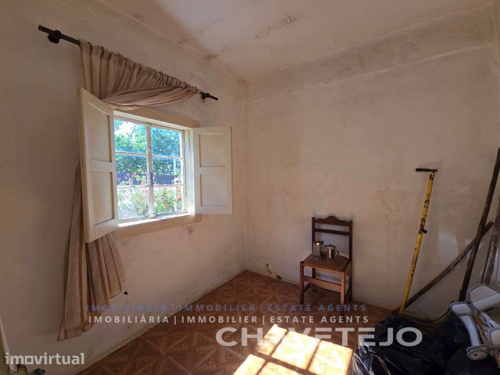 CasaTradicional com Terreno e Eira para venda a cerca de 10 minutos... - Grande imagem: 3/17