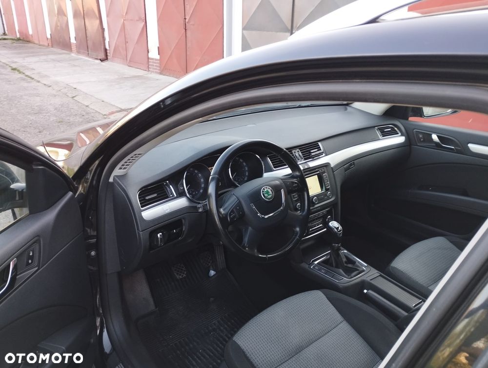 Skoda Superb 2.0 TDI 4x4 Ambition - 12