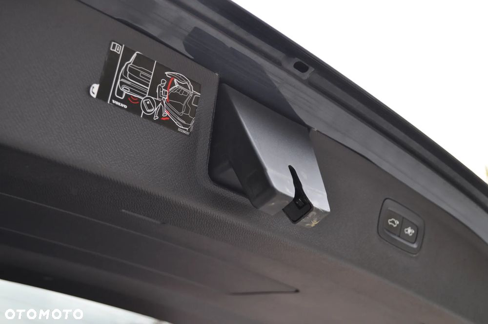 Volvo XC 90 T8 AWD Plug-In Hybrid Inscription 7os - 26