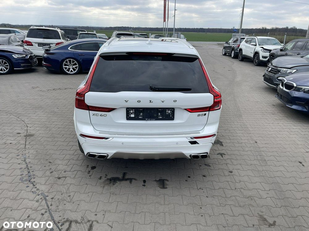 Volvo XC 60 B5 D AWD Ultimate Bright - 5
