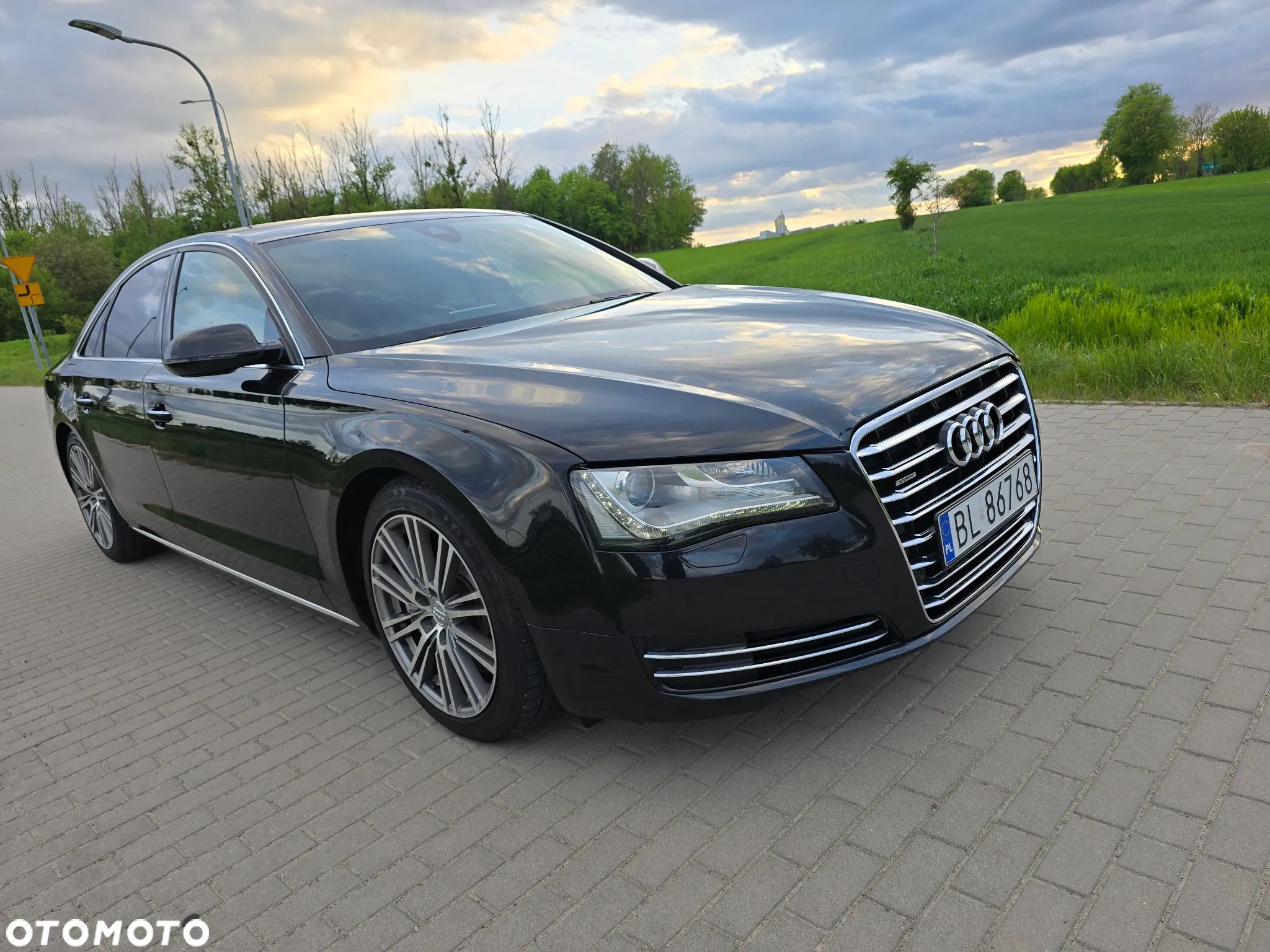 Audi A8 4.2 TDI Quattro - 1
