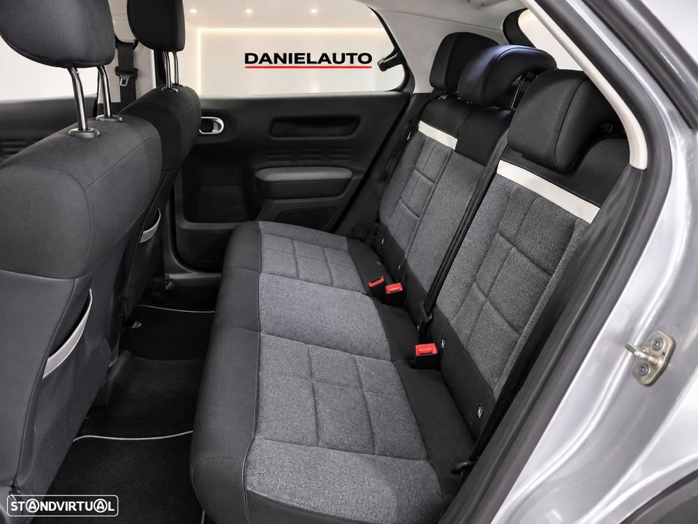 Citroën C4 Cactus 1.2 PureTech Shine EAT6 - 7