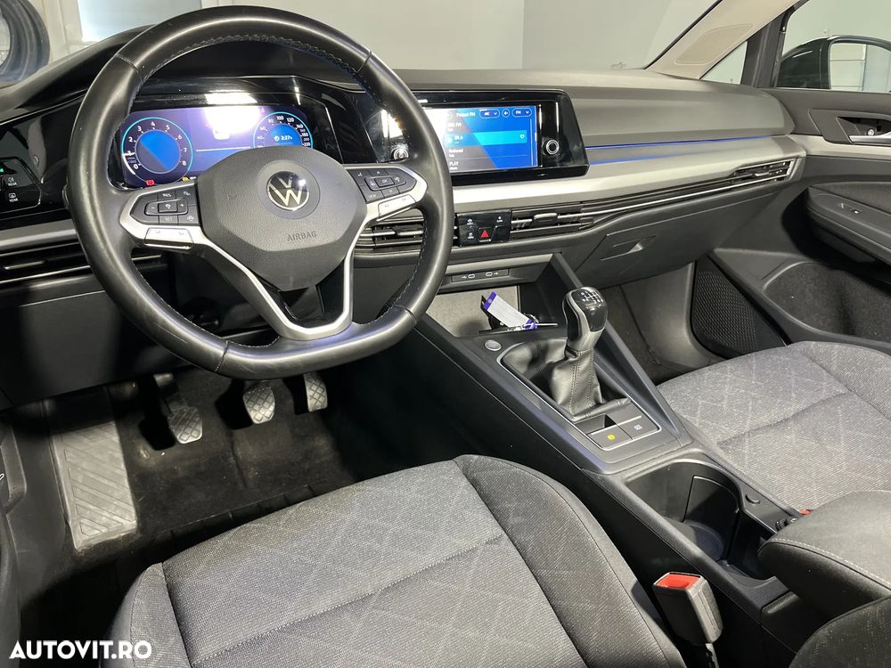 Volkswagen Golf 1.0 TSI Life - 12