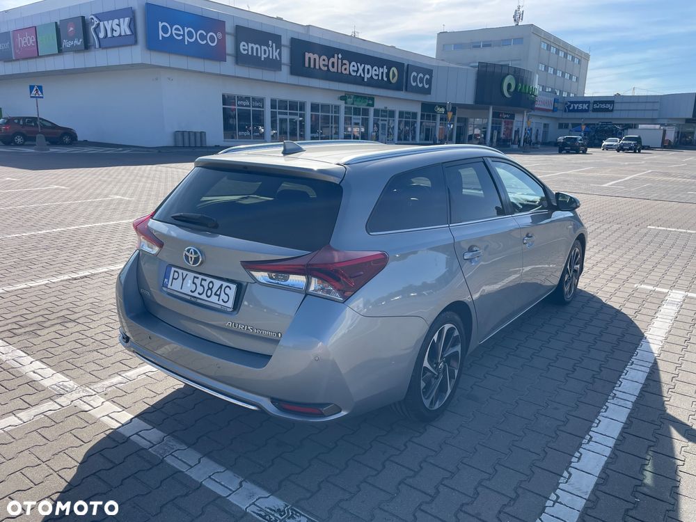 Toyota Auris 1.8 HSD Luna - 12