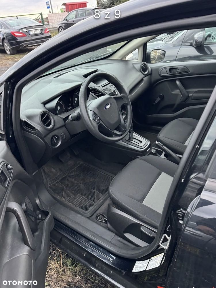 Ford Fiesta - 12
