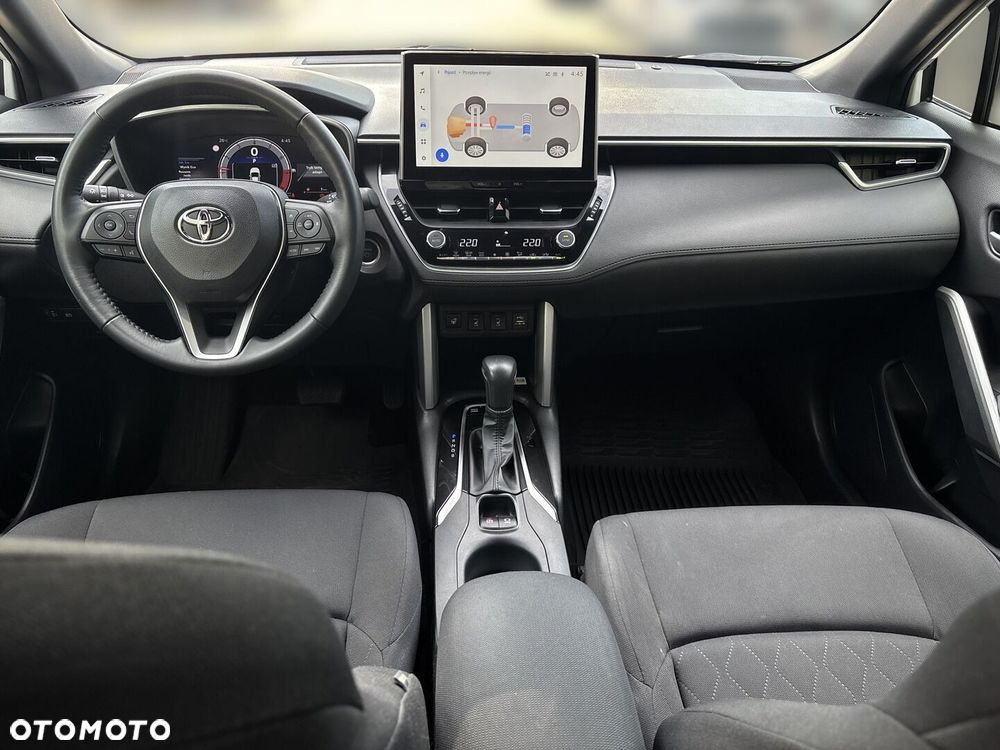 Toyota Corolla Cross - 16