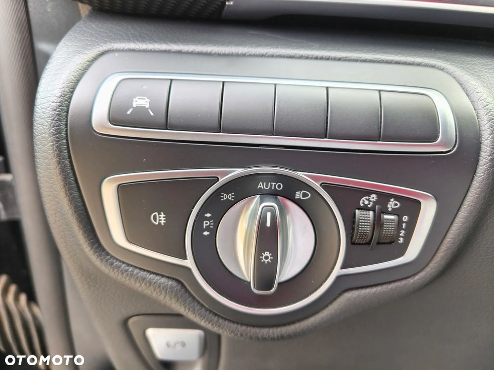 Mercedes-Benz Klasa V 250 d 9G-Tronic (d³ugi) - 21