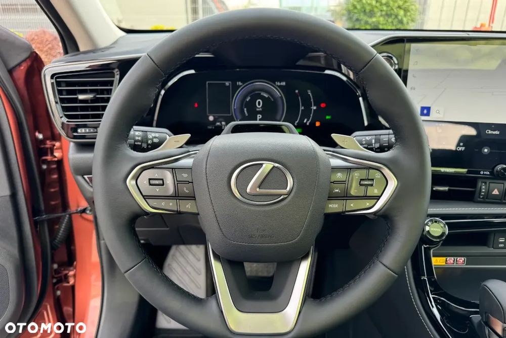 Lexus NX 350h Prestige 2WD - 24