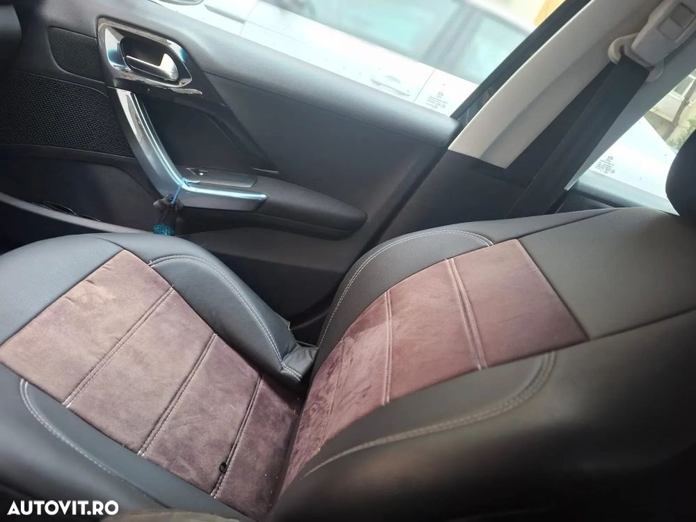 Peugeot 208 1.4 HDi FAP Style - 8