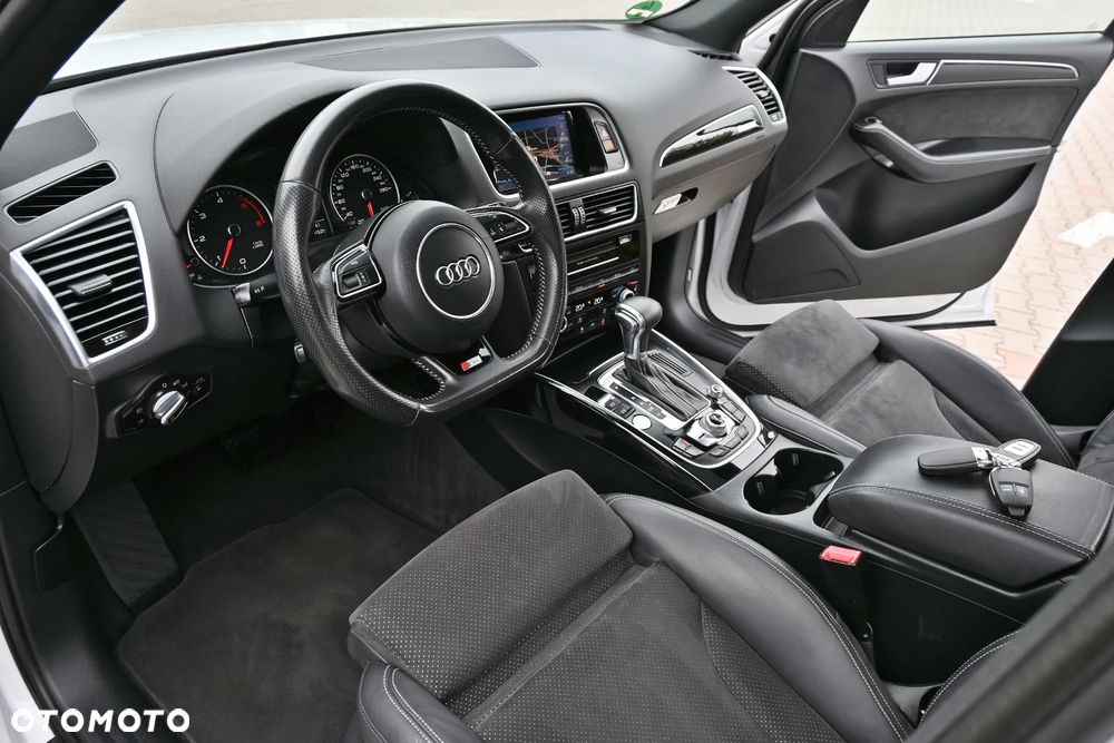 Audi Q5 2.0 TDI Quattro Sport S tronic - 33