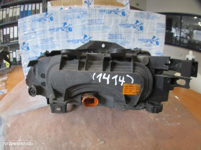 Farol Far1414 RENAULT ESPACE 3 1998 2.2TD 113CV 5P CINZA DRT H1 + H1 VALEO - 2
