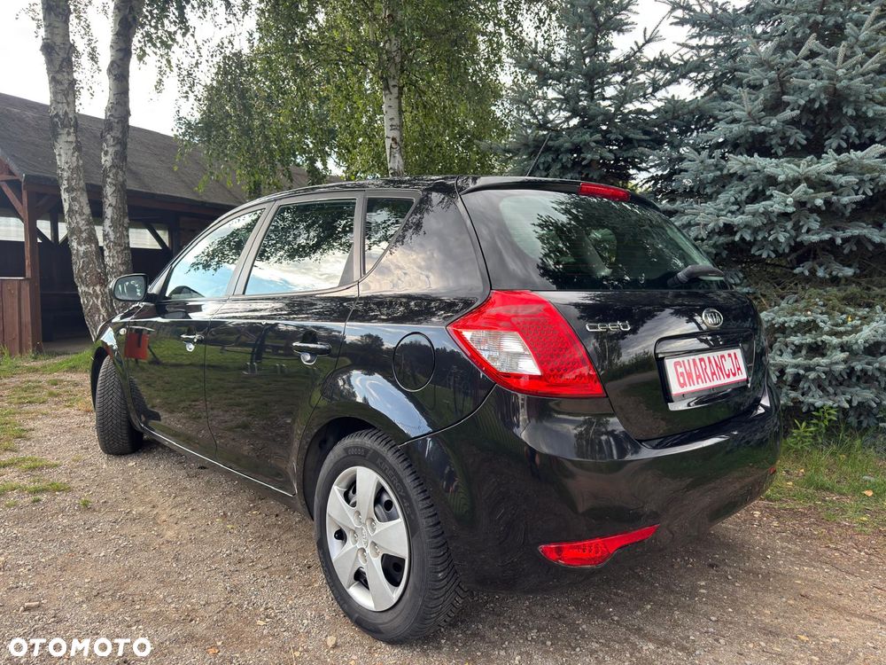 Kia Ceed - 2