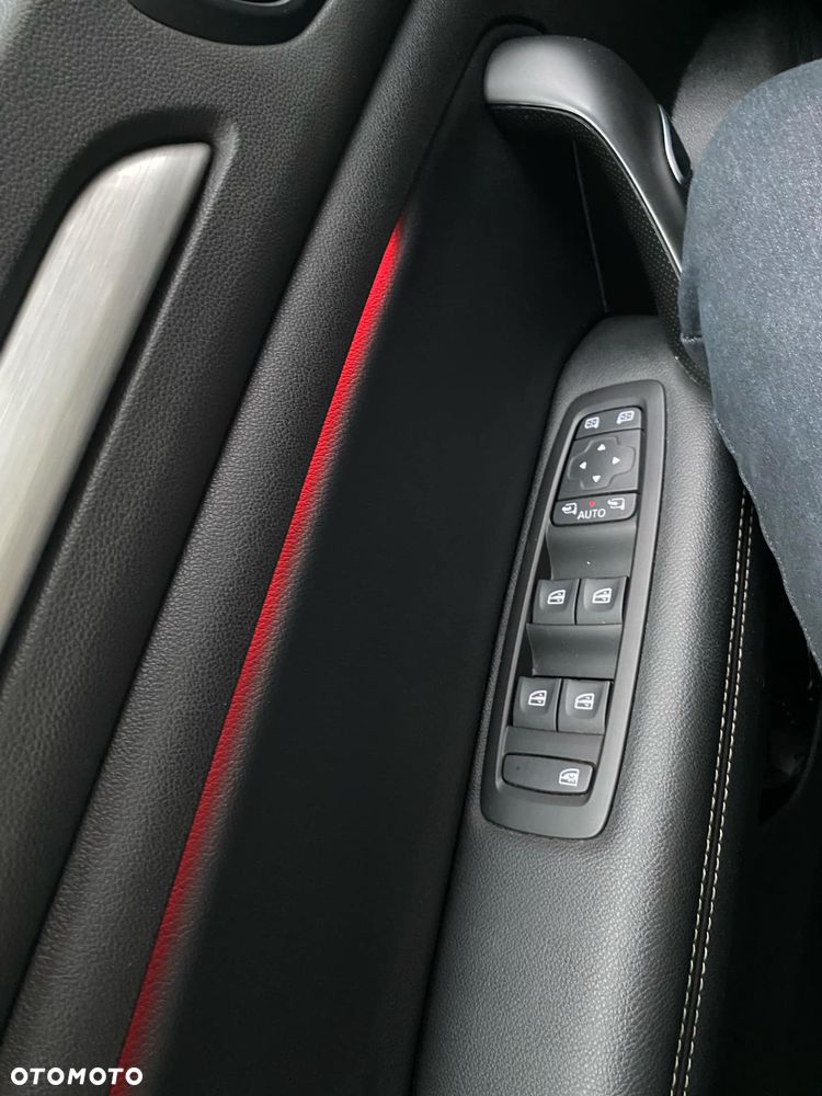 Renault Megane 1.2 Energy TCe Intens EDC - 9