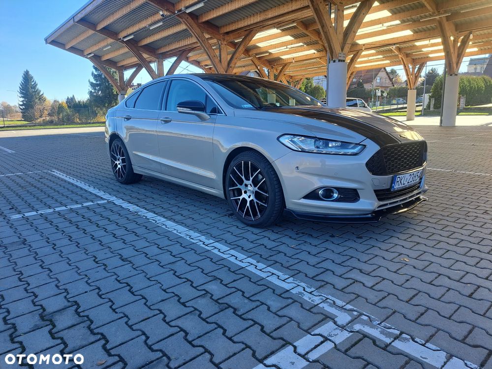 Ford Fusion - 16