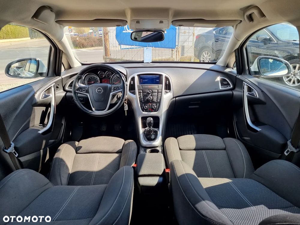 Opel Astra 1.6 Turbo White Edition - 15