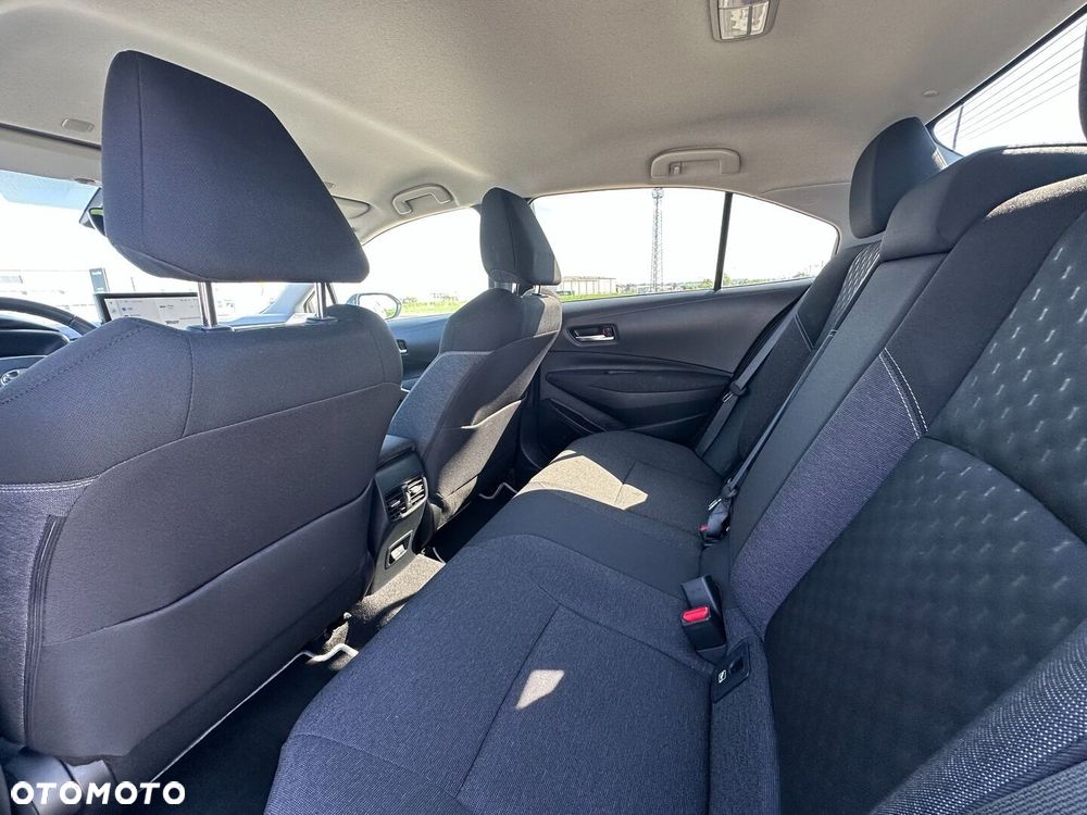Toyota Corolla 1.8 Hybrid Style - 13
