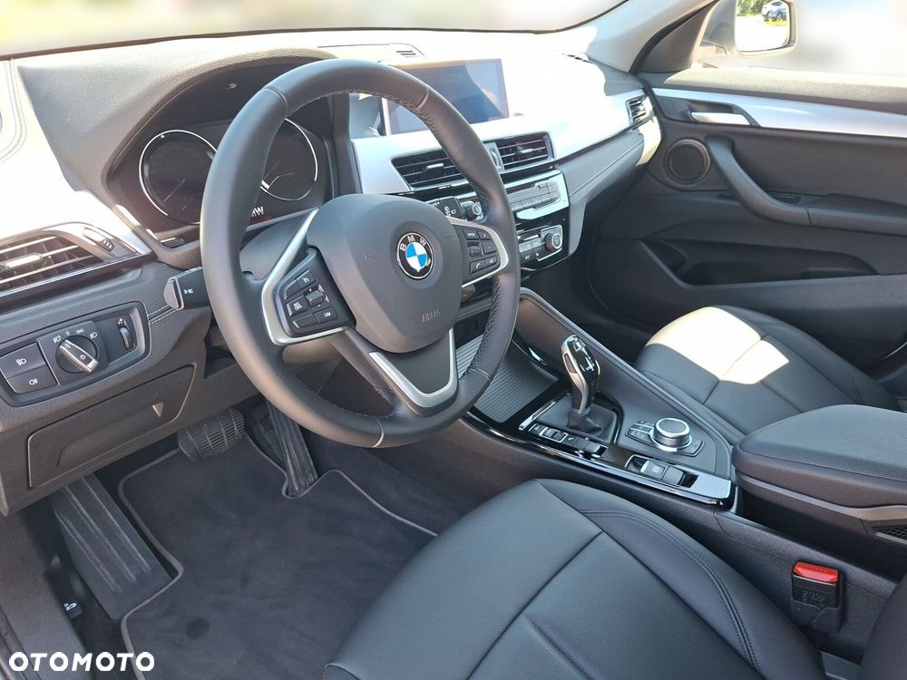 BMW X2 sDrive18i Advantage - 11