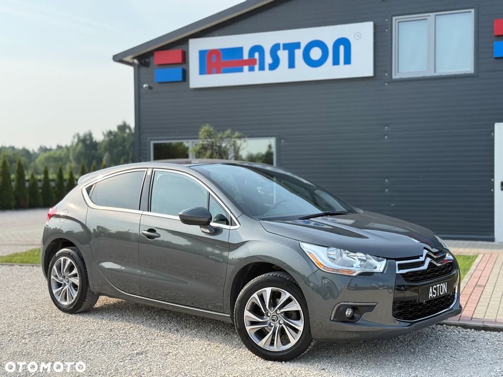 Citroën DS4 HDi 115 SoChic - 3