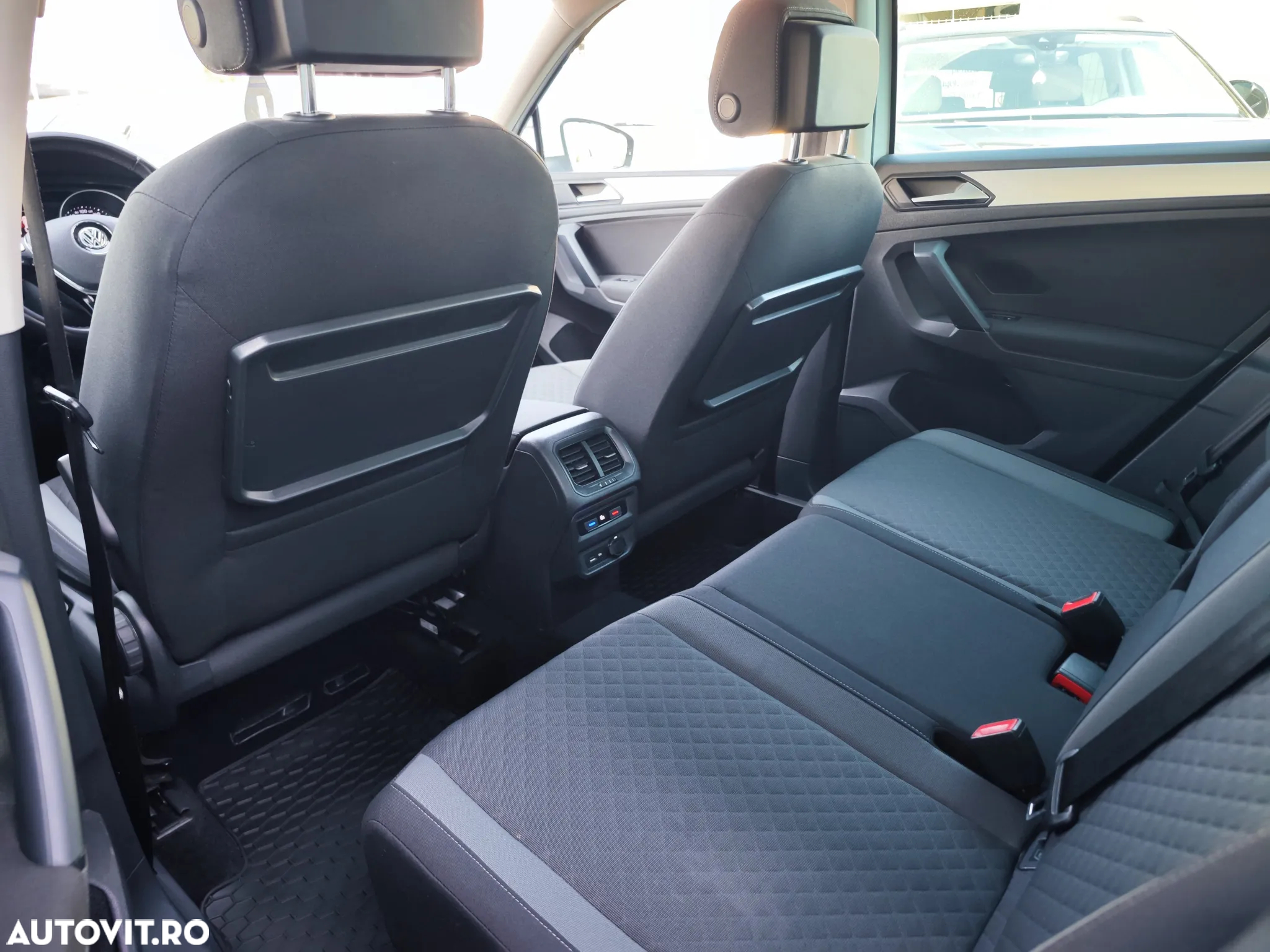 Volkswagen Tiguan 1.5 TSI ACT DSG Comfortline - 17