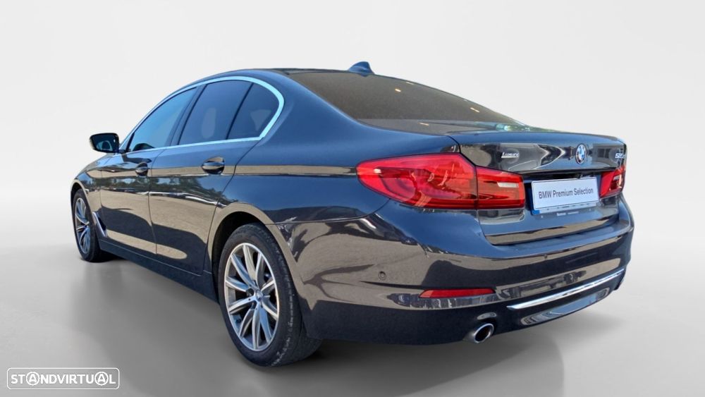 BMW 520 d Line Luxury Auto - 2