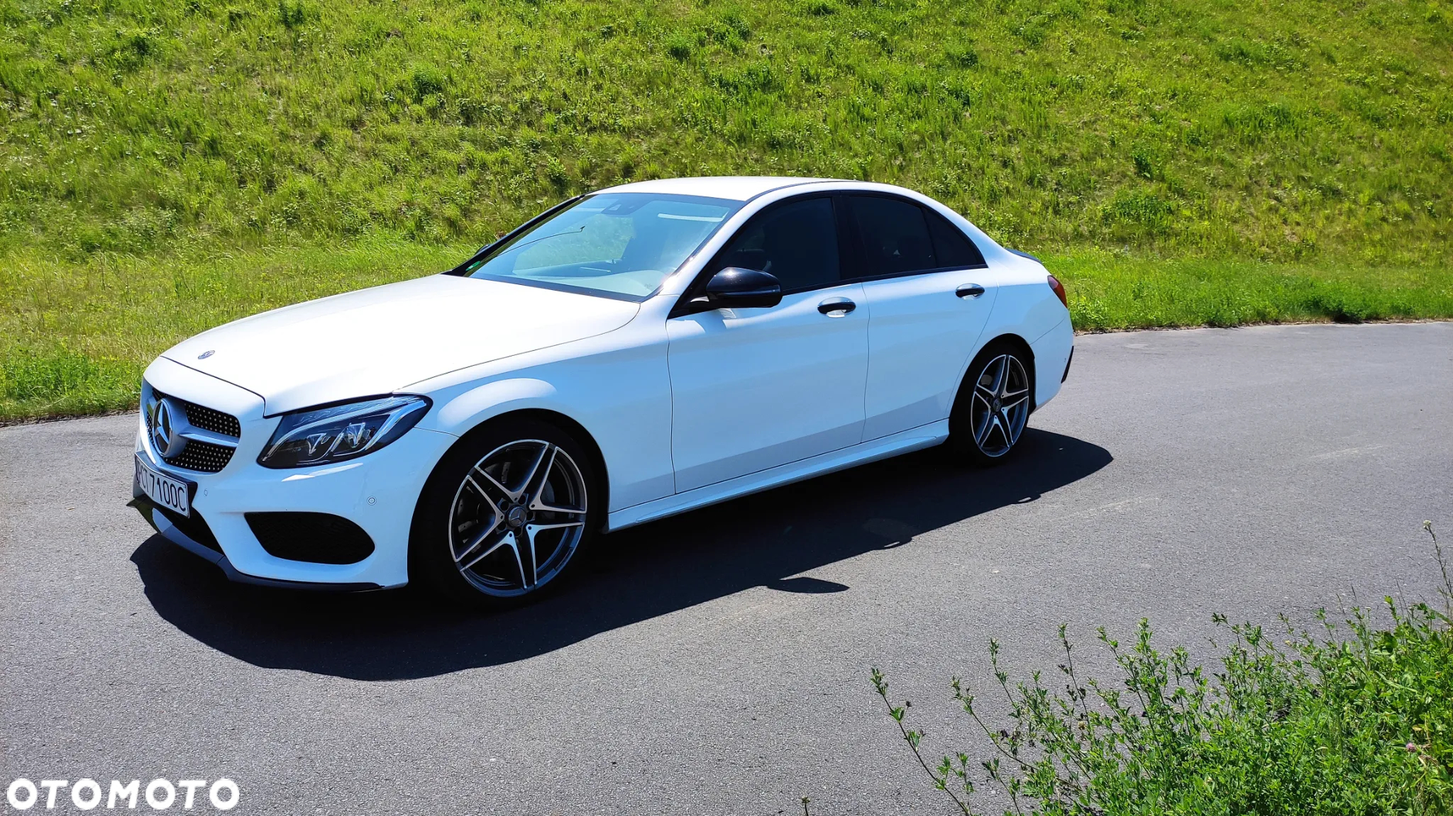 Mercedes-Benz Klasa C 300 9G-TRONIC AMG Line - 4