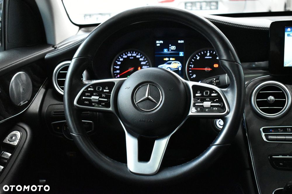 Mercedes-Benz GLC - 13