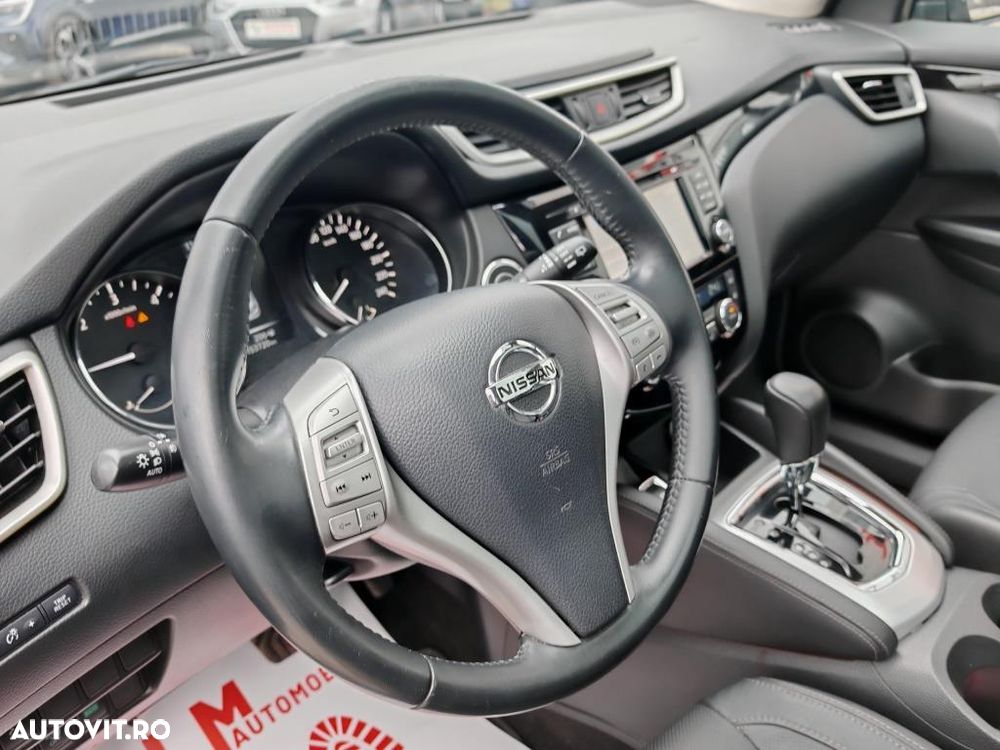 Nissan Qashqai 1.6 DCI Xtronic TEKNA+ - 20