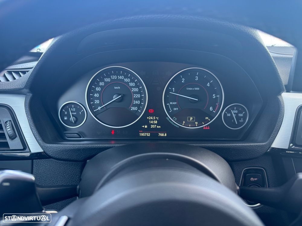 BMW 320 d Auto Pack M - 23
