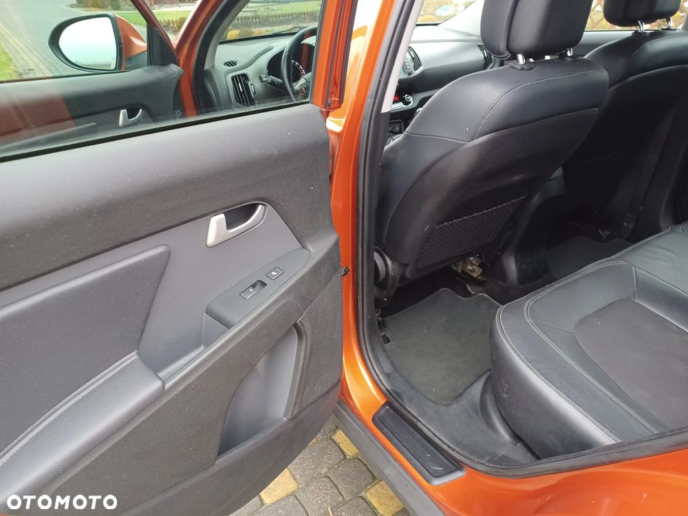 Kia Sportage 1.7 CRDI 2WD Spirit - 16