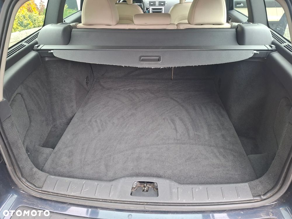 Volvo V40 D2 Summum - 22