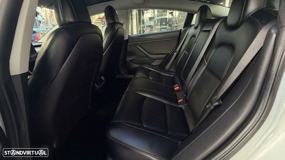 Tesla Model 3 Standard Range Plus RWD - 18