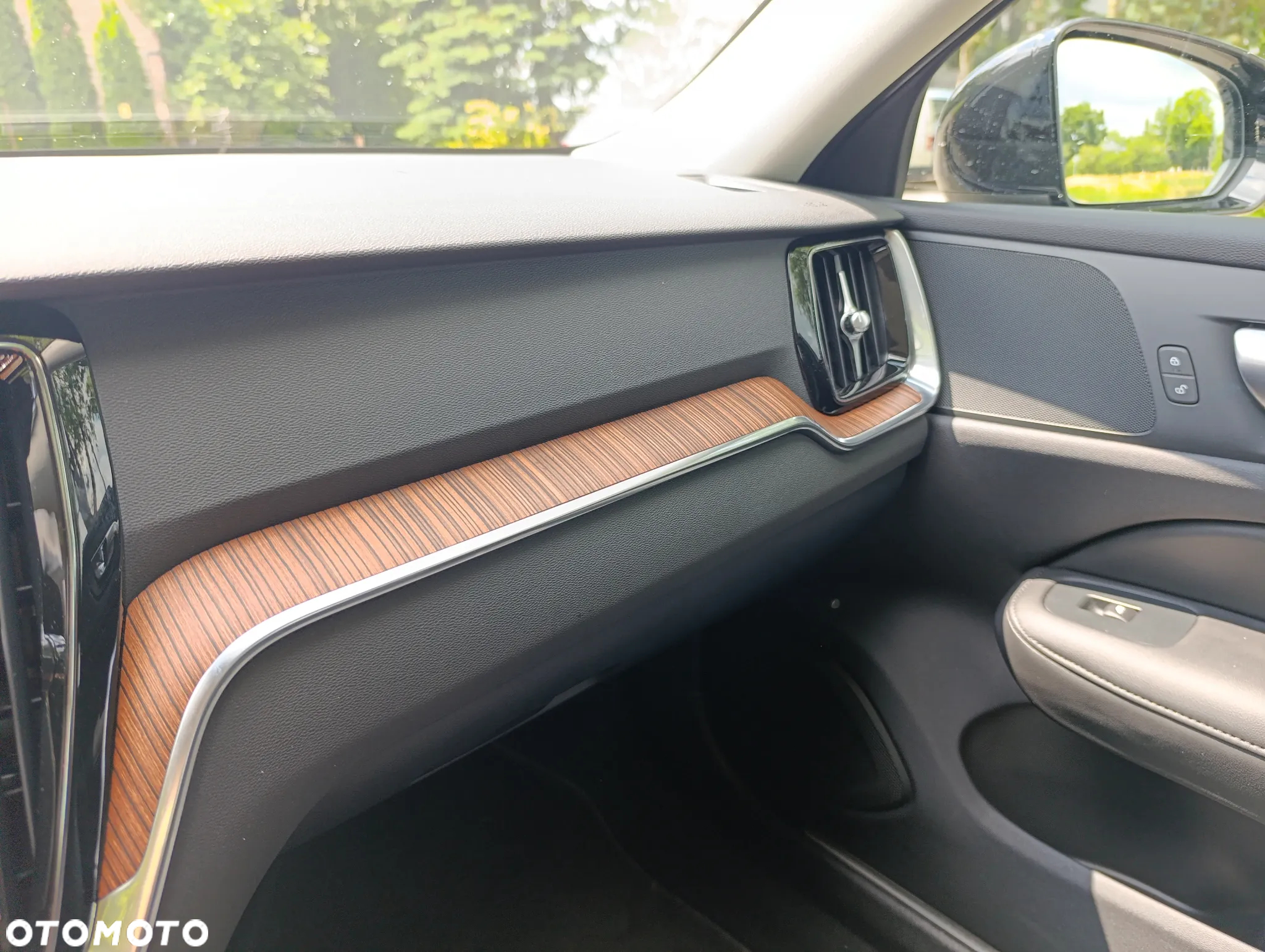 Volvo S60 B5 B AWD Plus Dark - 16