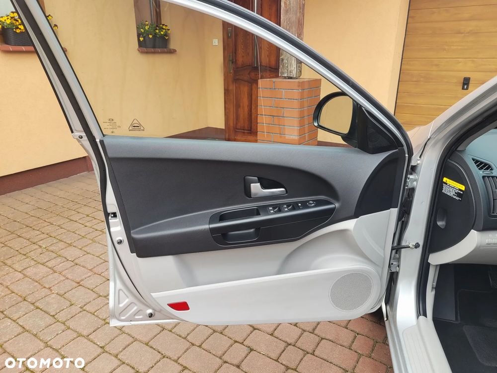 Kia Ceed 1.6 CVVT EX - 19