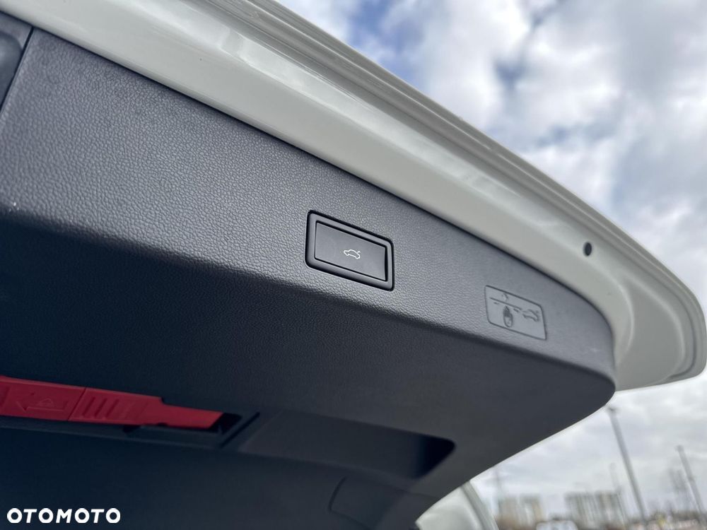 Volkswagen Golf - 20