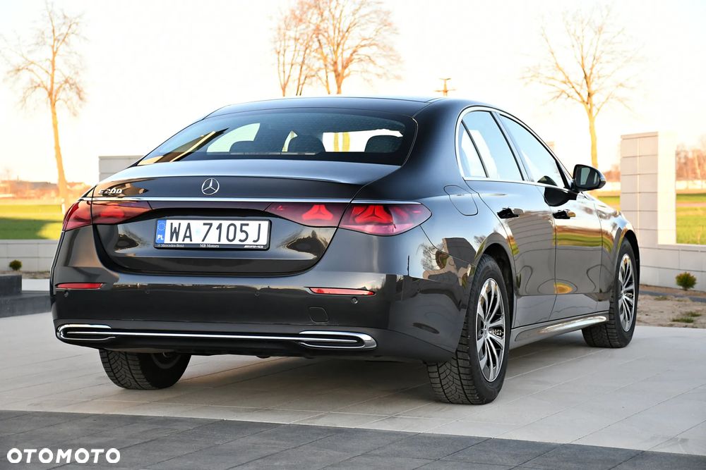 Mercedes-Benz Klasa E 200 Avantgarde - 12